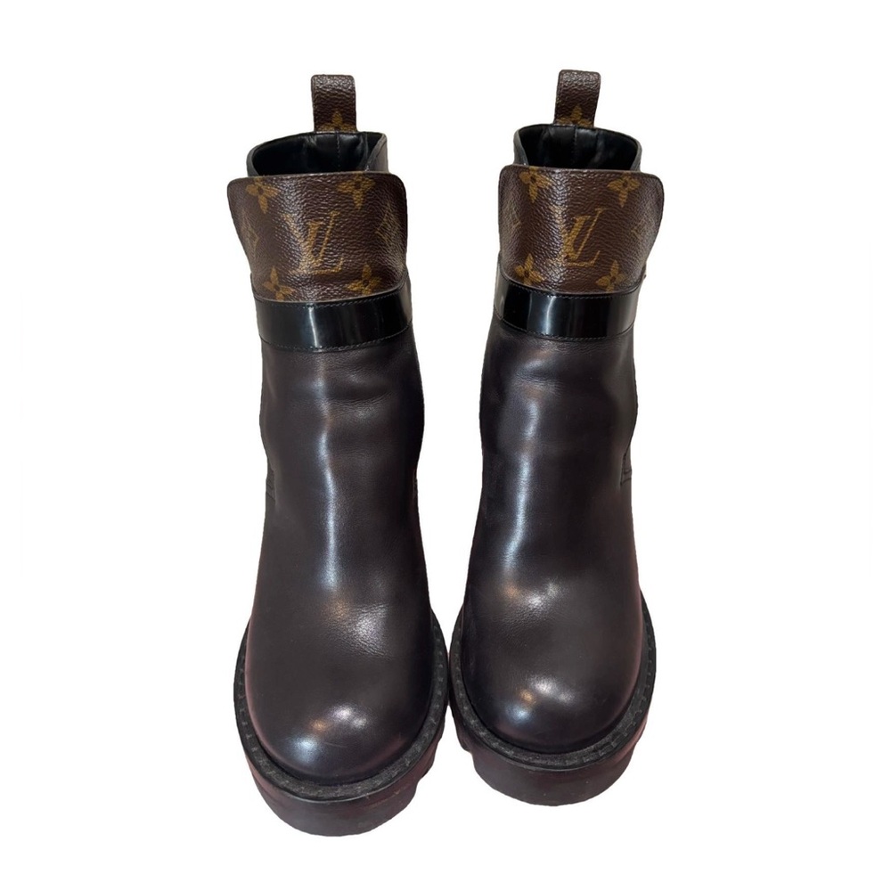 Louis Vuitton Star Trail Leather Ankle Boots